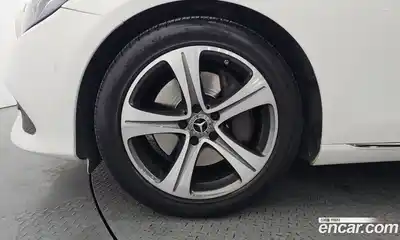 Mercedes-Benz E-Class 2017 2.0 гидро в Москве № 1347987, миниатюра 5