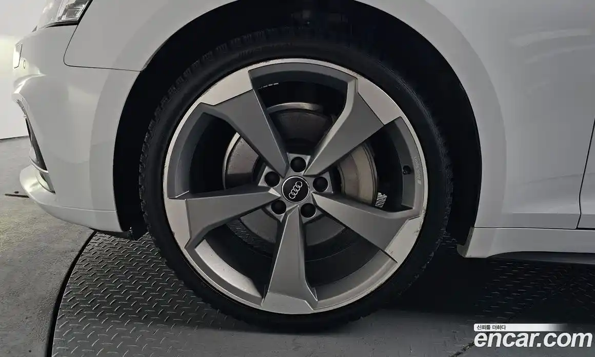Audi A5 2019 2.0 гидро в Москве № 1348467, фото 4