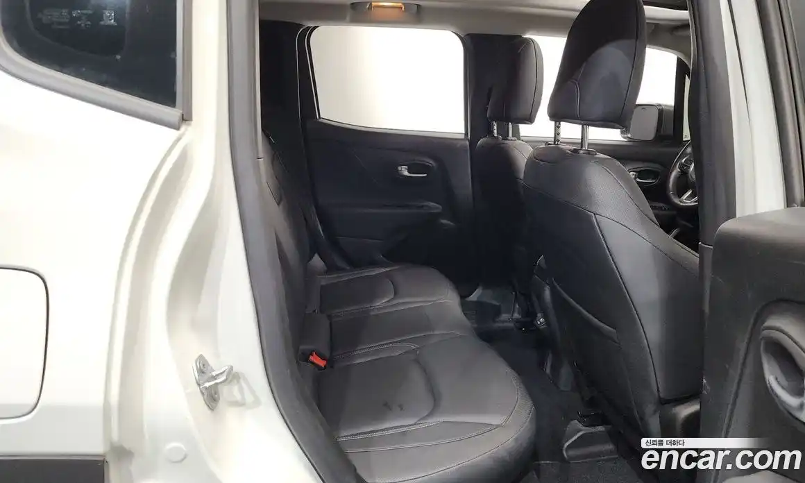 Jeep Renegade 2021 2.4 гидро в Москве № 1350562, фото 17
