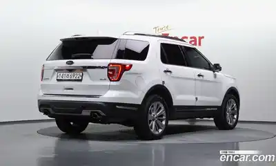 Ford Explorer, 2019