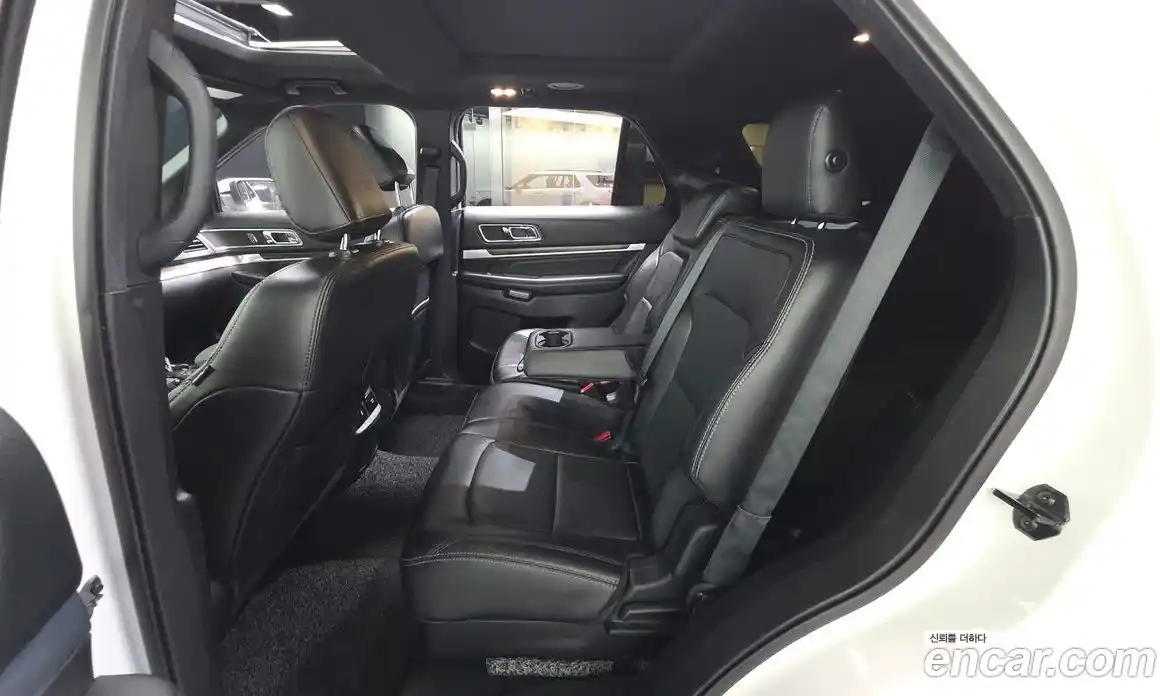 Ford Explorer 2019 2.3 гидро в Москве № 1350963, фото 15