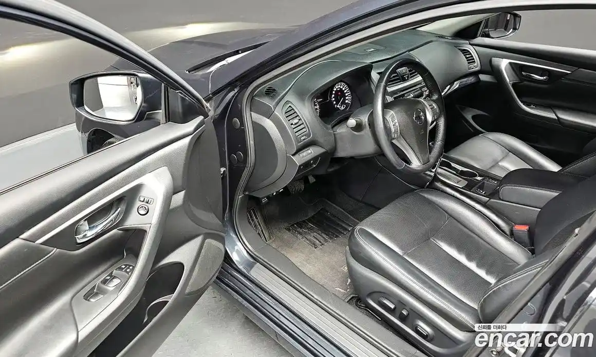Nissan Altima 2017 2.5 гидро в Москве № 1351245, фото 18