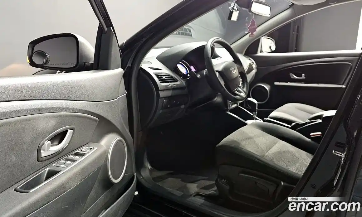 Renault SM3 2014 1.6 гидро в Москве № 1402303, фото 13
