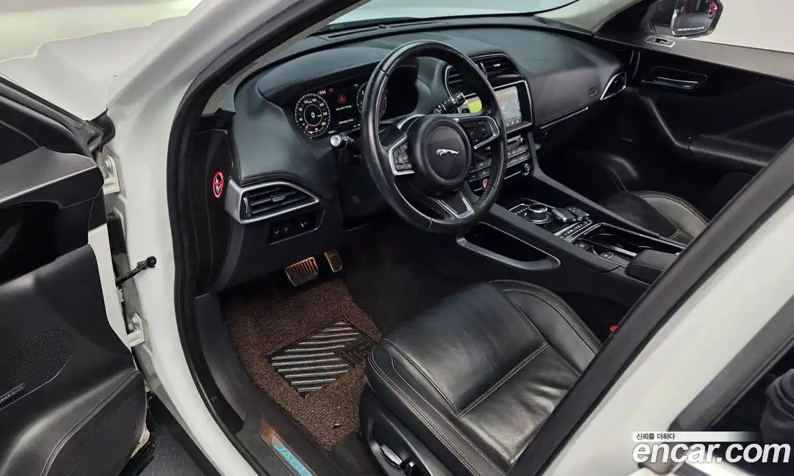 Jaguar F-Pace 2019 2.0 гидро в Москве № 1404004, фото 35