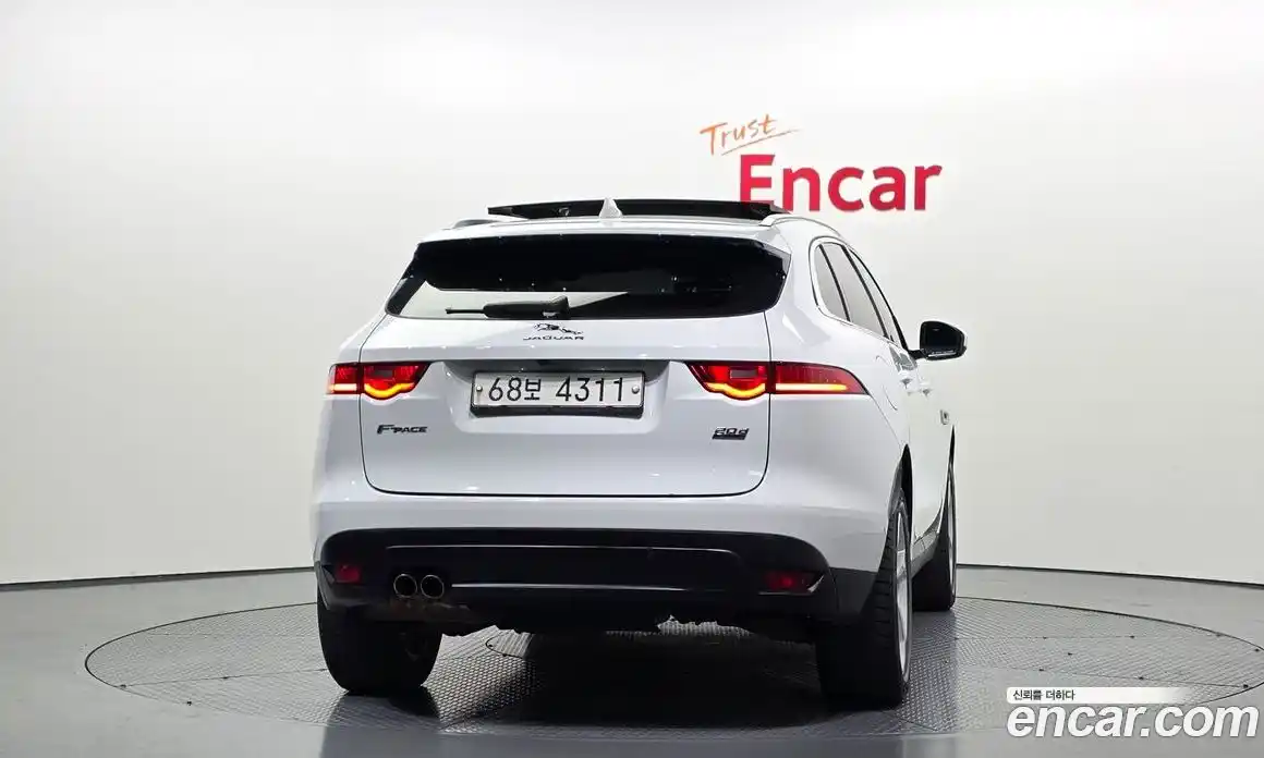 Jaguar F-Pace 2019 2.0 гидро в Москве № 1404004, фото 4