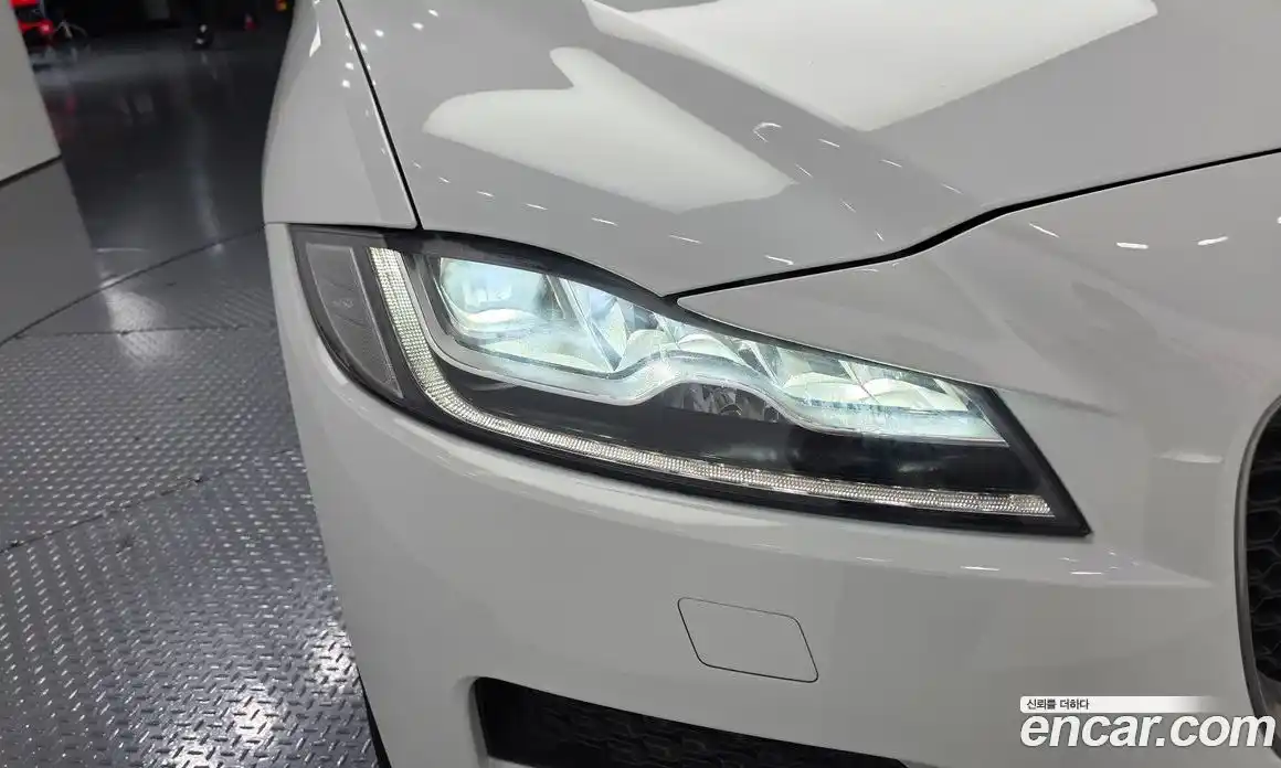 Jaguar F-Pace 2019 2.0 гидро в Москве № 1404004, фото 8