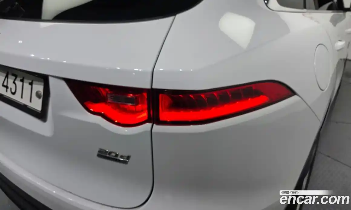 Jaguar F-Pace 2019 2.0 гидро в Москве № 1404004, фото 9