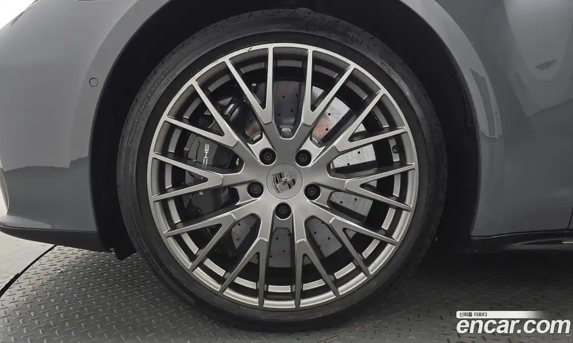 Porsche Panamera 2025 4.0 гидро в Москве № 1404797, фото 4