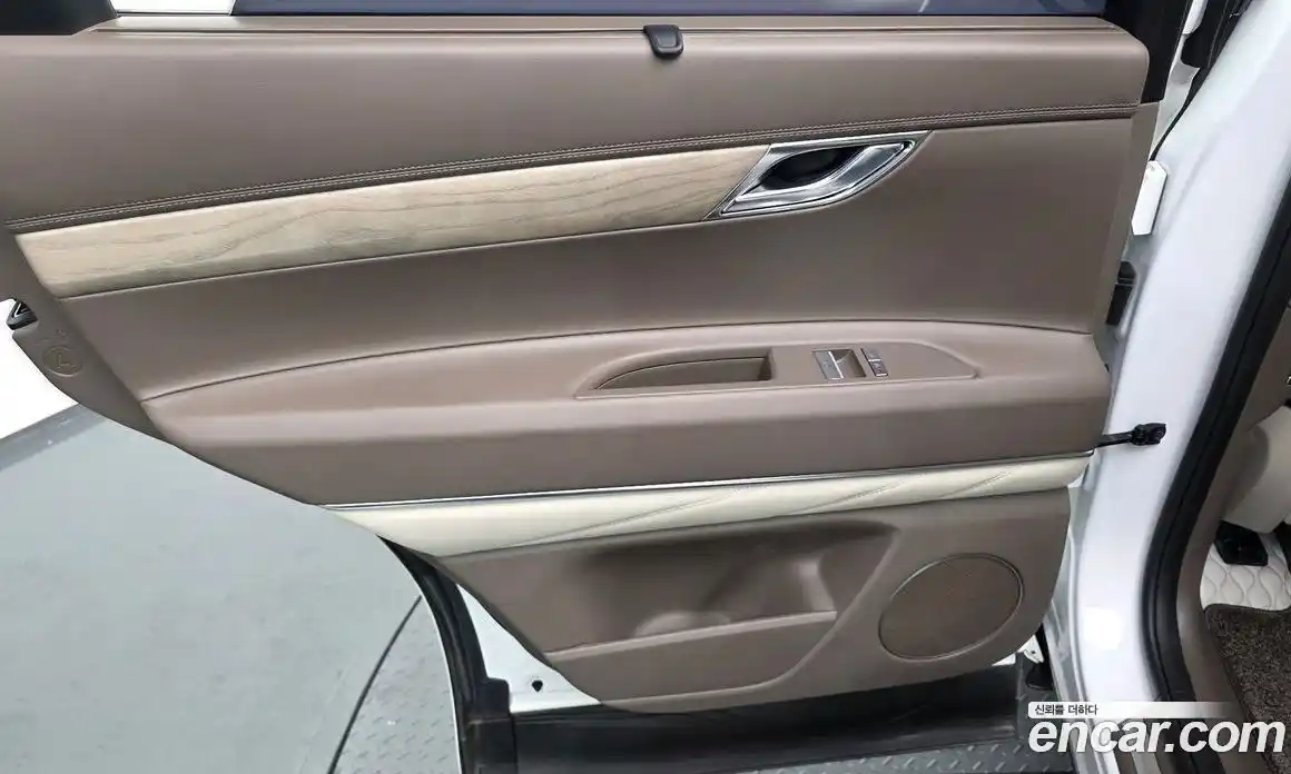 Genesis GV80 2023 3.0 гидро в Москве, фото 15