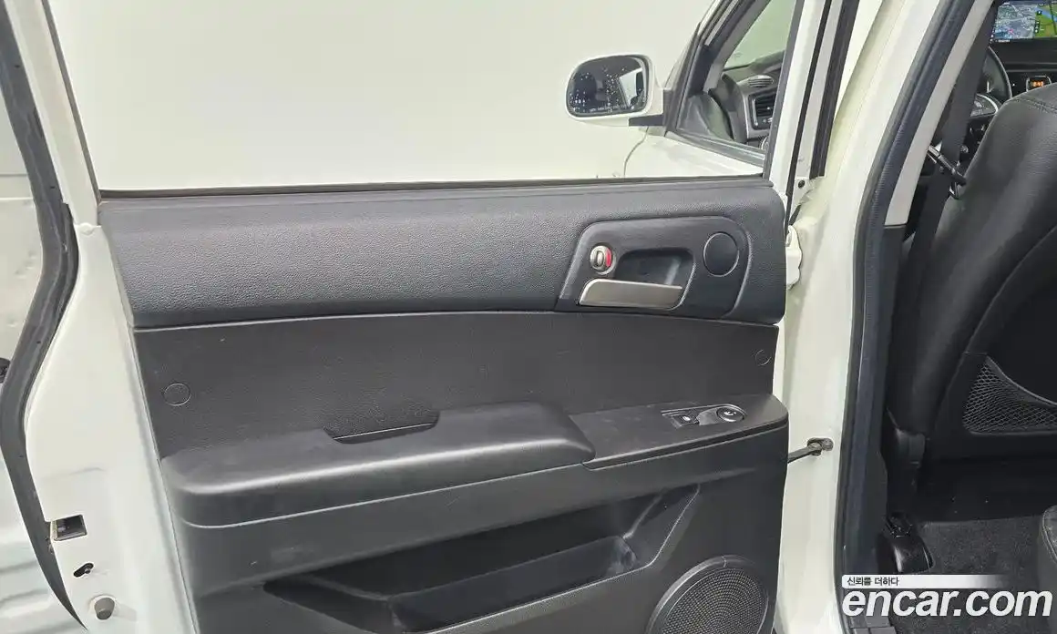 SsangYong Korando 2016 2.0 гидро в Москве № 1418898, фото 15