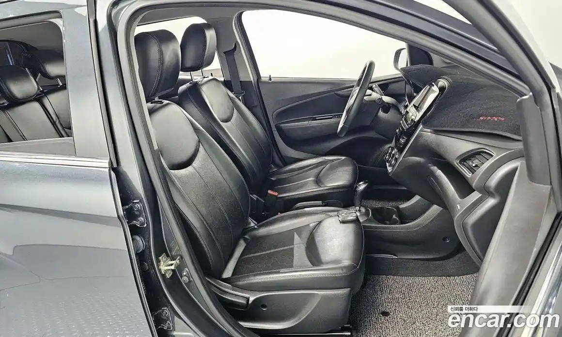 Chevrolet Spark 2017 1.0 гидро в Москве, фото 16