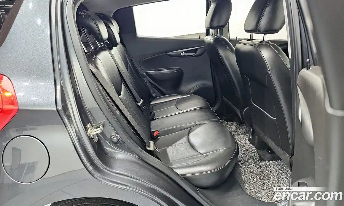 Chevrolet Spark 2017 1.0 гидро в Москве, фото 23