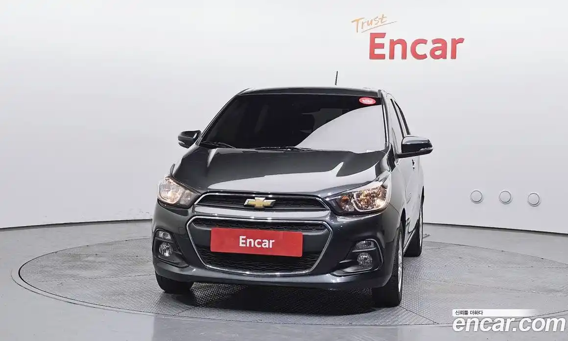 Chevrolet Spark 2017 1.0 гидро в Москве, фото 3