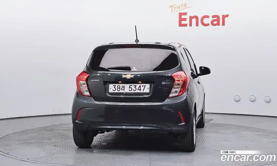 Chevrolet Spark 2017 1.0 гидро в Москве, фото 4