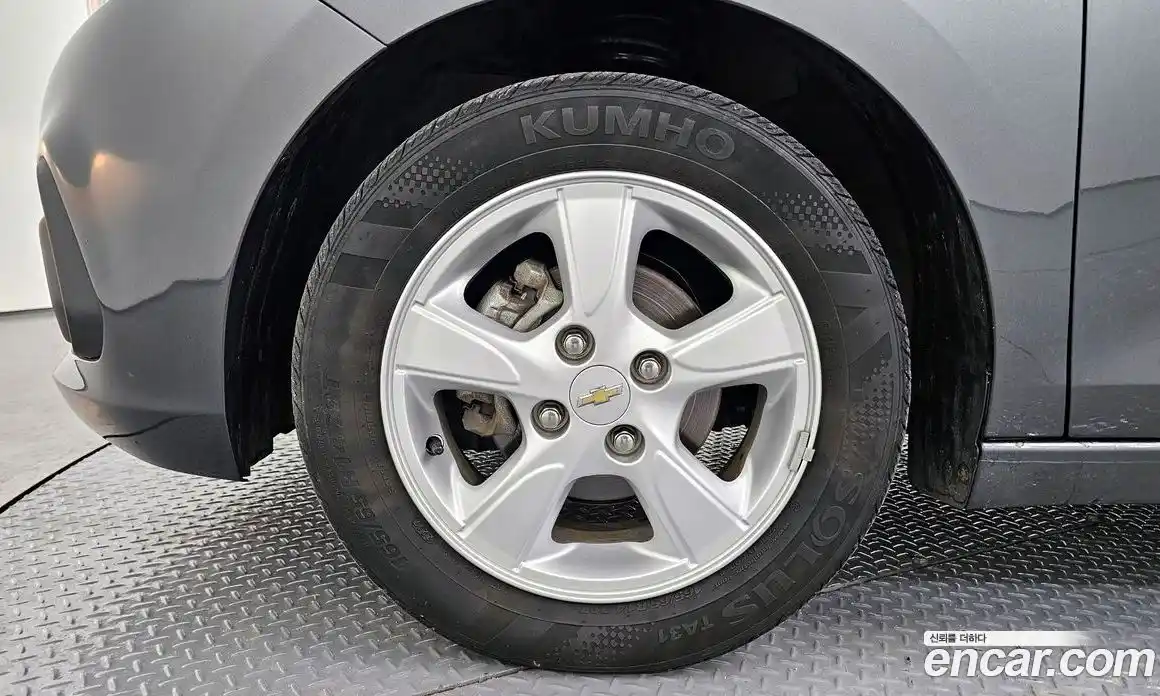 Chevrolet Spark 2017 1.0 гидро в Москве, фото 5