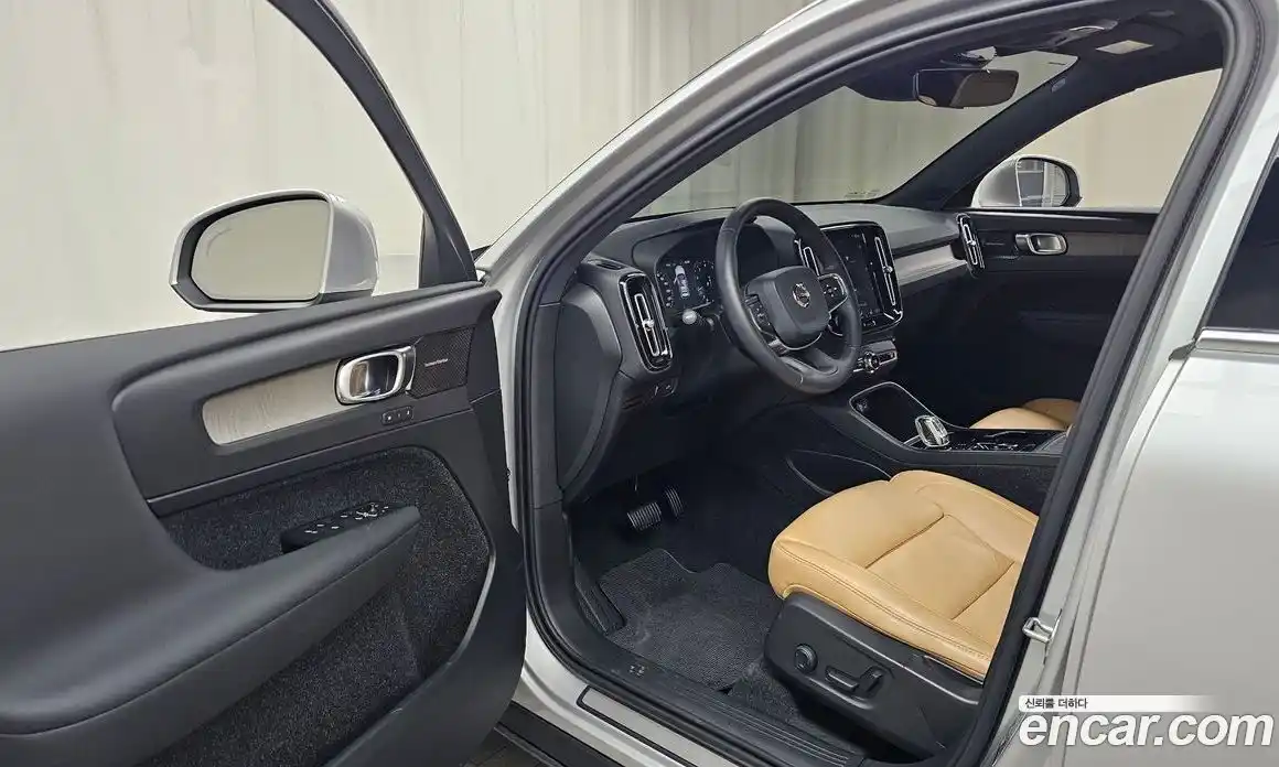Volvo XC40 2019 2.0 гидро в Москве № 1422878, фото 13