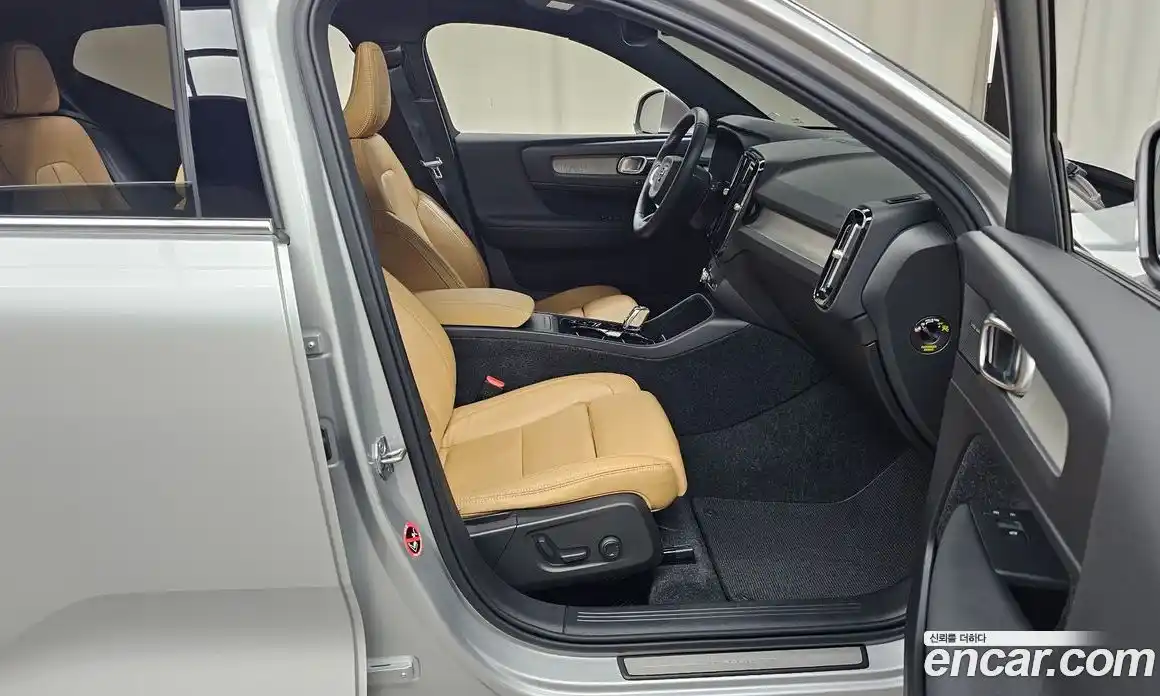 Volvo XC40 2019 2.0 гидро в Москве № 1422878, фото 16