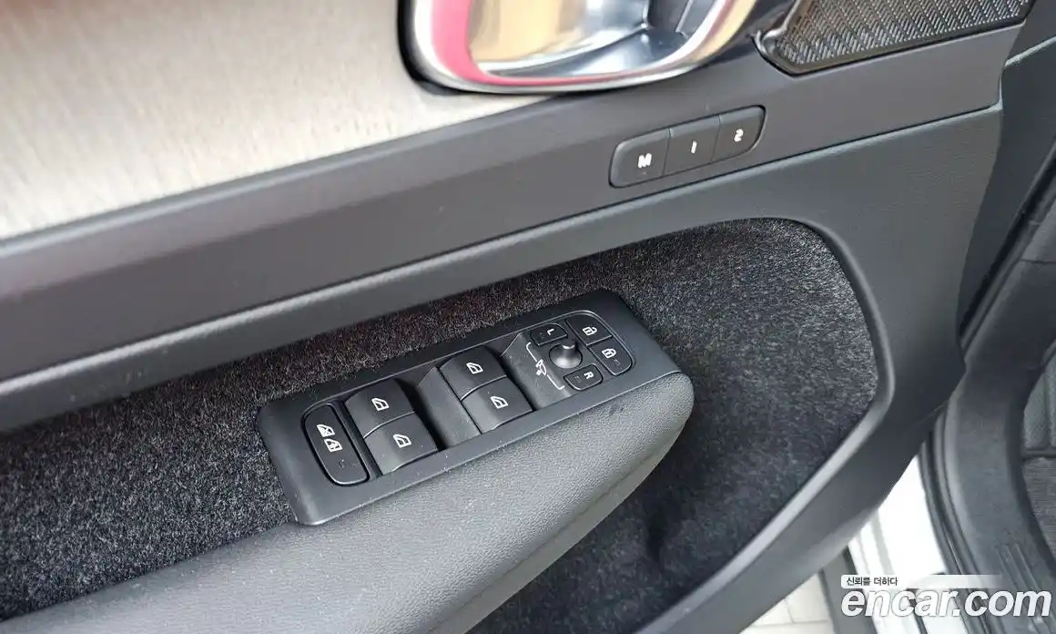 Volvo XC40 2019 2.0 гидро в Москве № 1422878, фото 23