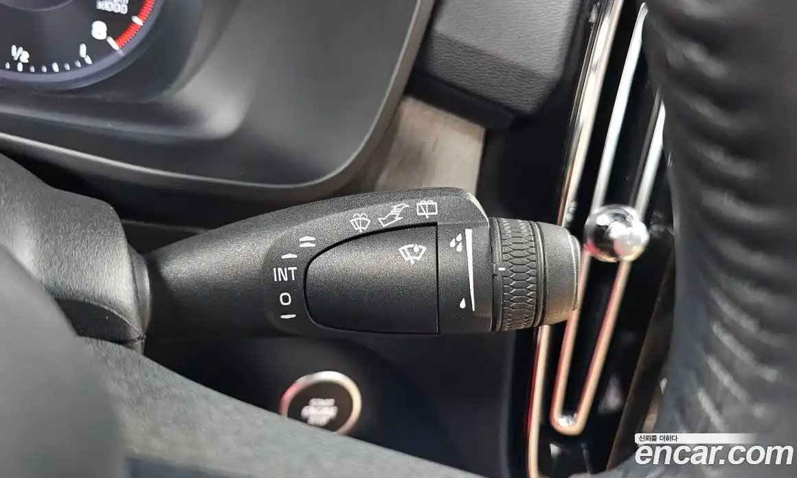 Volvo XC40 2019 2.0 гидро в Москве № 1422878, фото 29