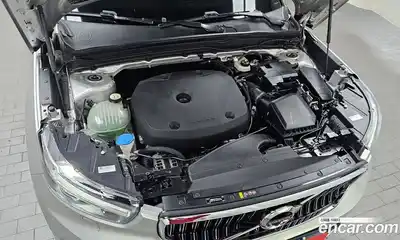 Volvo XC40 2019 2.0 гидро в Москве № 1422878, миниатюра 6