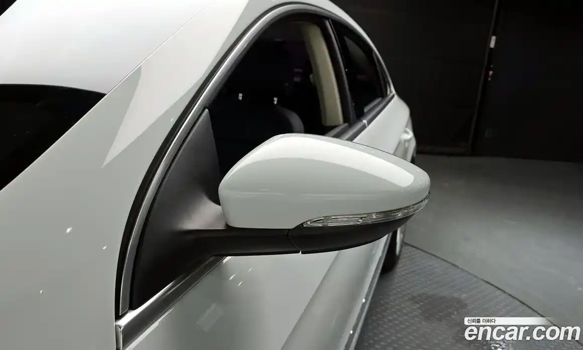 Volkswagen CC 2015 2.0 гидро в Москве № 1424120, фото 32
