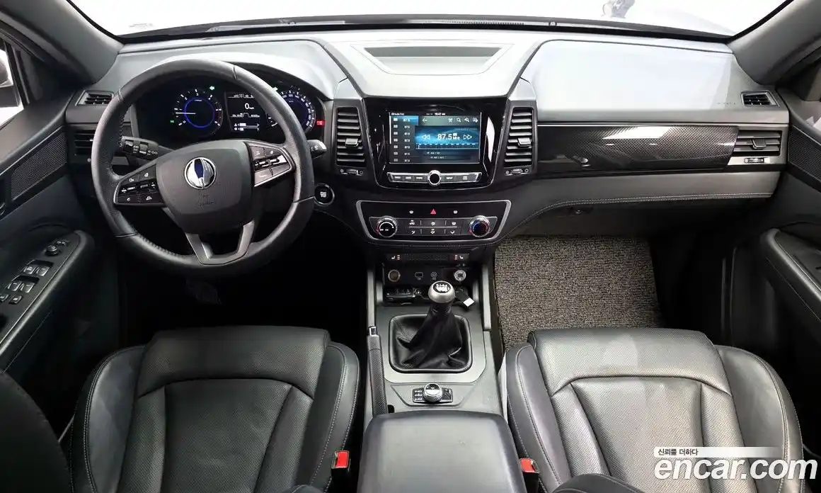 SsangYong Rexton 2021 2.2 механика в Москве, фото 10