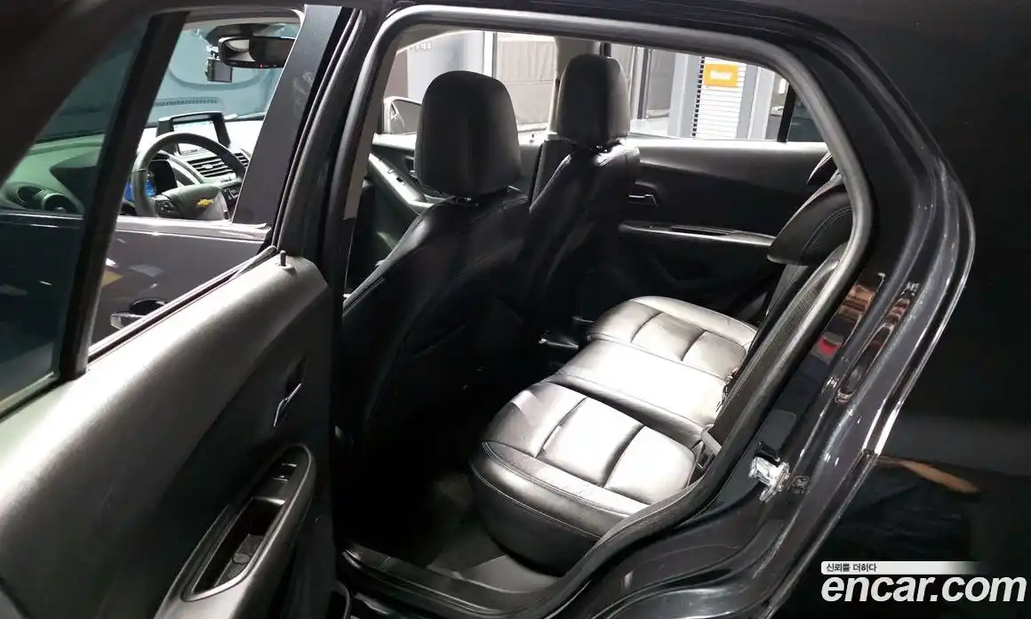 Chevrolet Trax 2015 1.4 гидро в Москве № 1541302, фото 16
