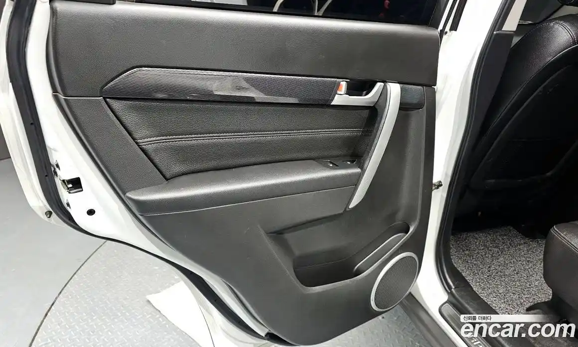Chevrolet Captiva 2014 2.0 гидро в Москве № 1542420, фото 15