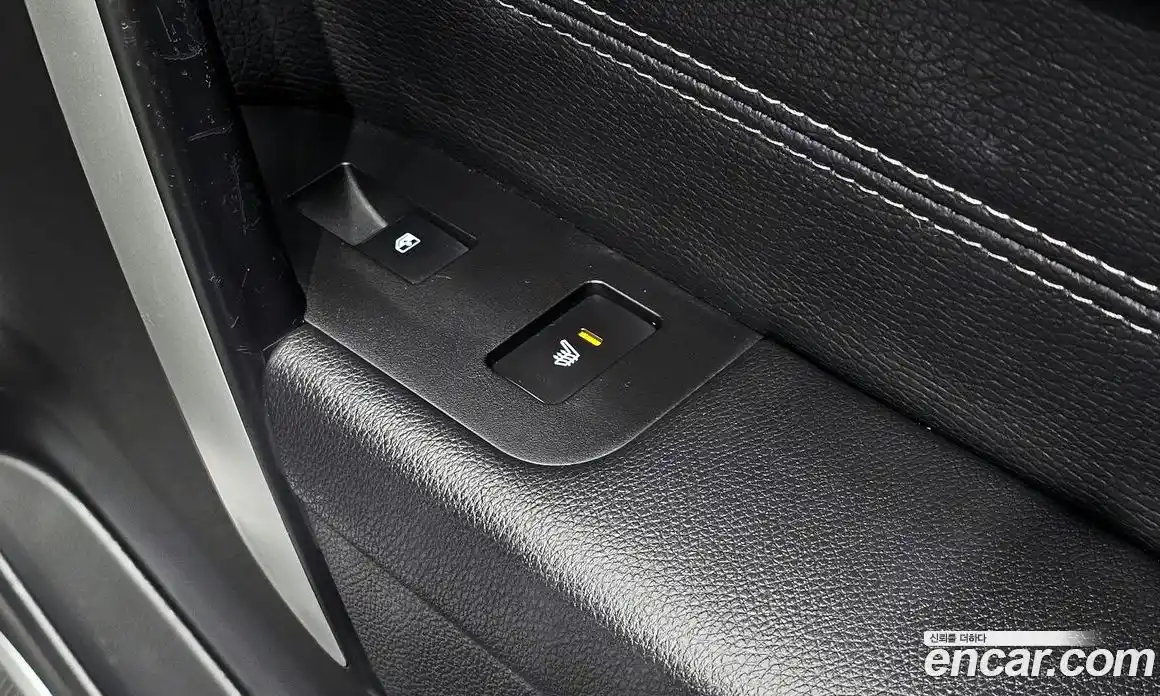 Chevrolet Captiva 2014 2.0 гидро в Москве № 1542420, фото 23