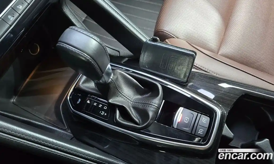 Renault QM6 2018 2.0 гидро в Москве № 1543326, фото 12