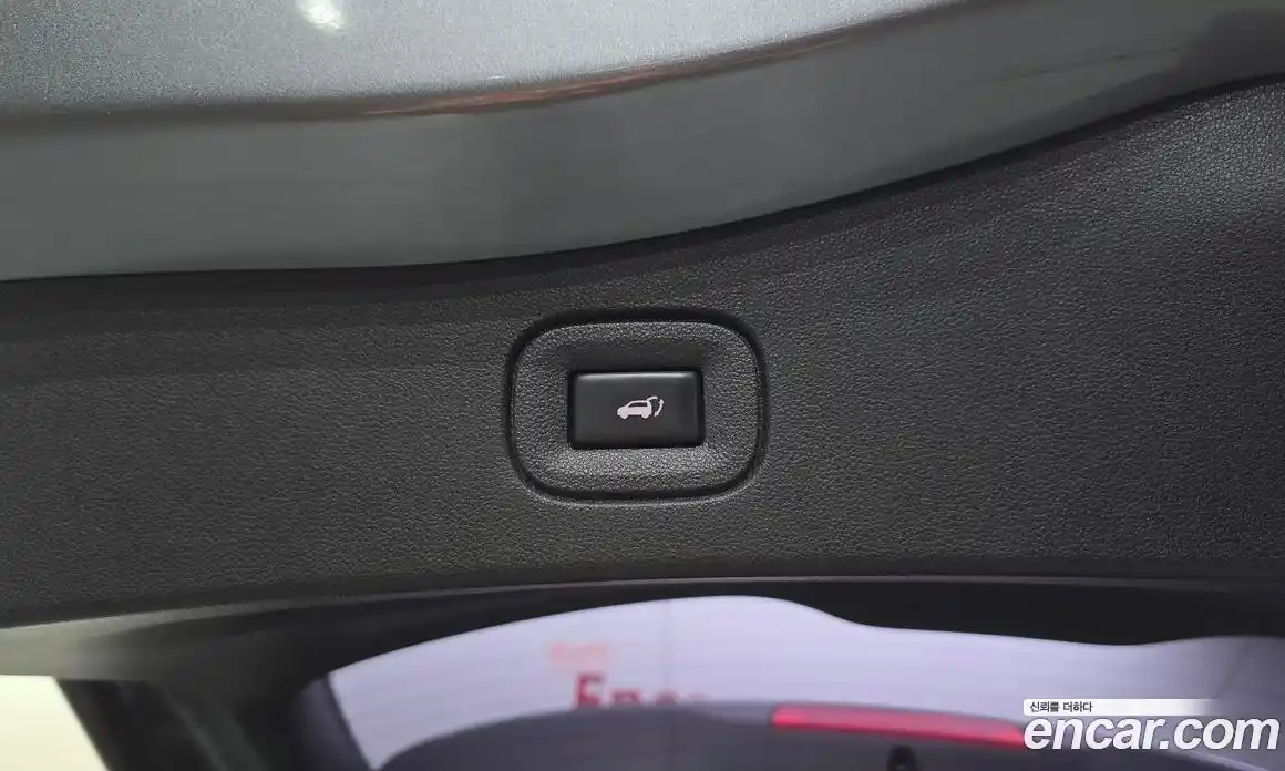 Renault QM6 2018 2.0 гидро в Москве № 1543326, фото 29