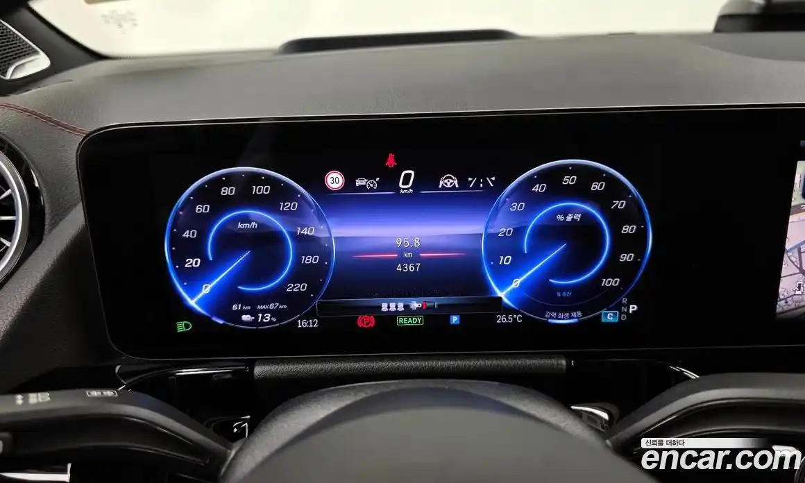 Mercedes-Benz EQA 2024 0.2 гидро в Москве № 1544747, фото 10
