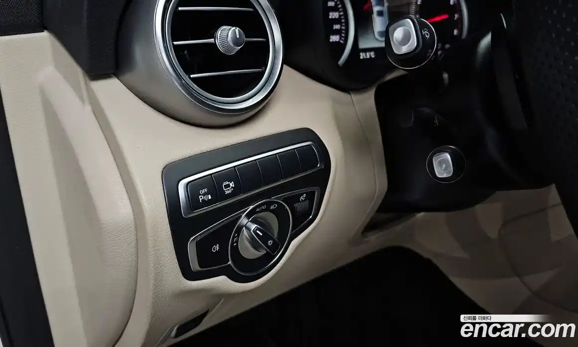 Mercedes-Benz GLC-Class 2019 2.0 гидро в Москве № 1545121, фото 24