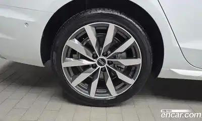Audi A4 2023 2.0 гидро в Москве № 1545862, миниатюра 5