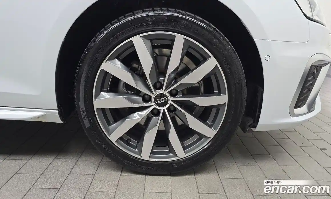 Audi A4 2023 2.0 гидро в Москве № 1545862, фото 7