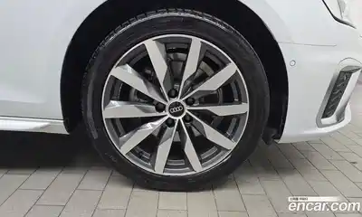 Audi A4 2023 2.0 гидро в Москве № 1545862, миниатюра 7