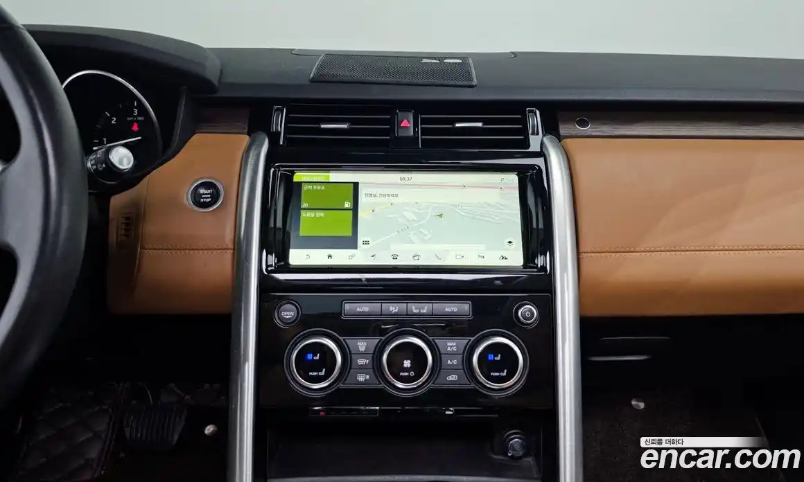 Land Rover Discovery 2017 3.0 гидро в Москве № 1547666, фото 21