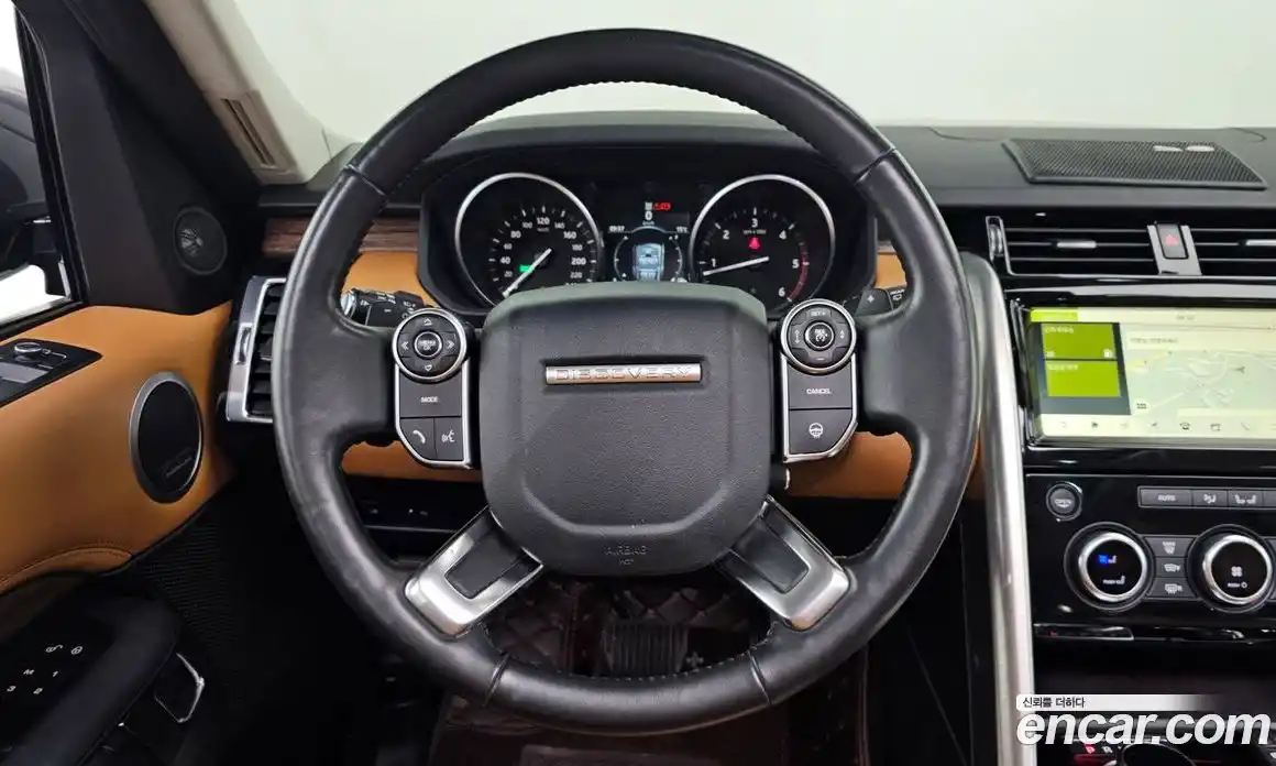 Land Rover Discovery 2017 3.0 гидро в Москве № 1547666, фото 22