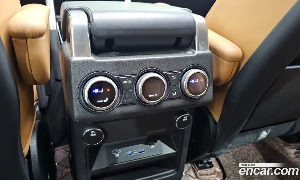 Land Rover Discovery 2017 3.0 гидро в Москве № 1547666, фото 25
