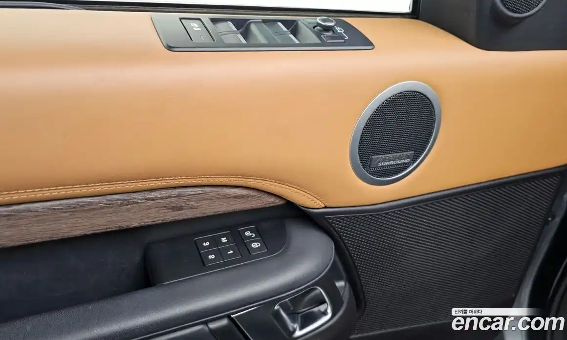 Land Rover Discovery 2017 3.0 гидро в Москве № 1547666, фото 29