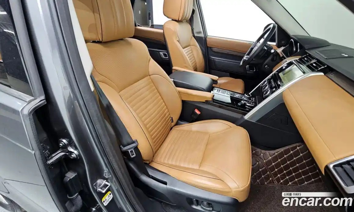 Land Rover Discovery 2017 3.0 гидро в Москве № 1547666, фото 30