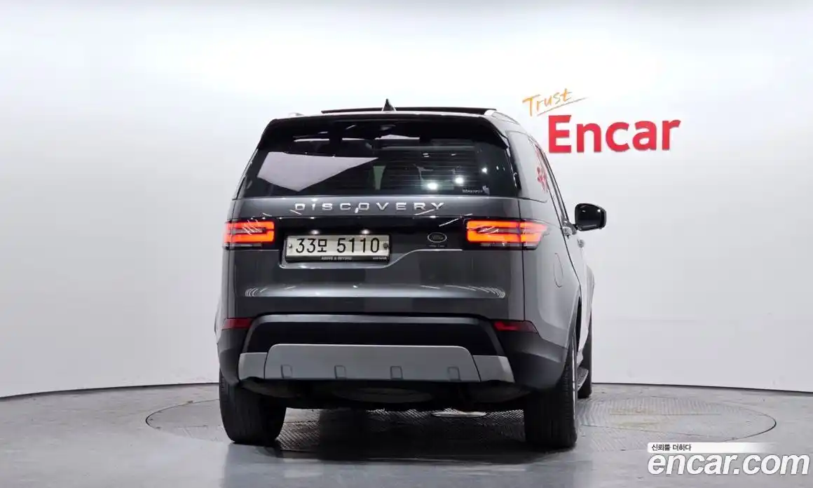 Land Rover Discovery 2017 3.0 гидро в Москве № 1547666, фото 4