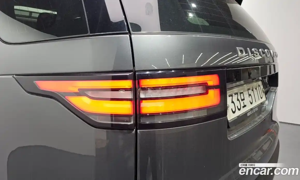Land Rover Discovery 2017 3.0 гидро в Москве № 1547666, фото 9