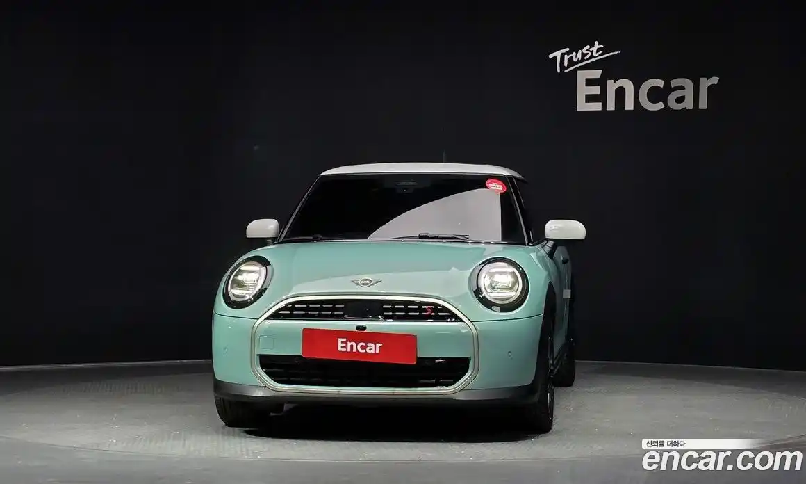 Mini Cooper 2025 2.0 гидро в Москве № 1547909, фото 3