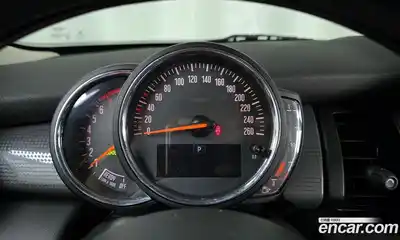 Mini Cooper 2020 1.5 гидро в Москве № 1548253, миниатюра 11