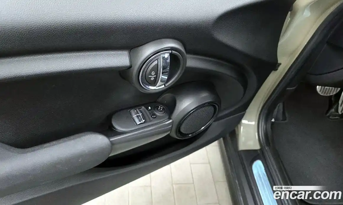 Mini Cooper 2020 1.5 гидро в Москве № 1548253, фото 27