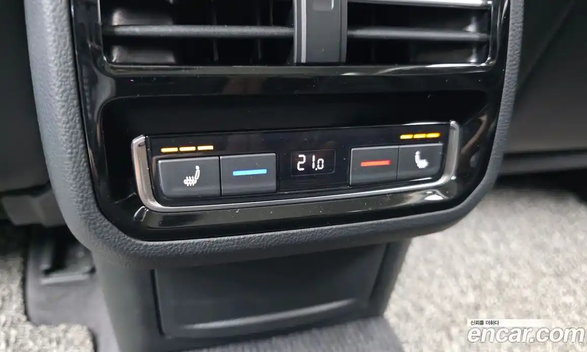 Volkswagen Passat 2018 2.0 гидро в Москве № 1549315, фото 23