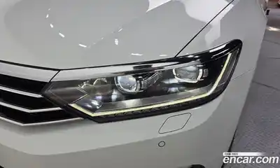 Volkswagen Passat 2018 2.0 гидро в Москве № 1549315, миниатюра 8
