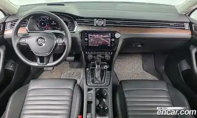 Volkswagen Passat 2018 2.0 гидро в Москве № 1549315, миниатюра 10