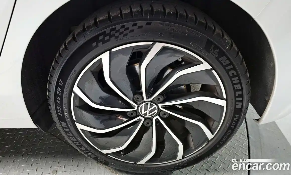 Volkswagen Golf 2022 2.0 гидро в Москве № 1549319, фото 7